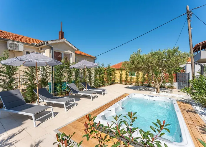 Holiday Home Drage 펜션 드라게