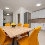 Holiday Home Drage *