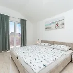 Holiday Home Drage *